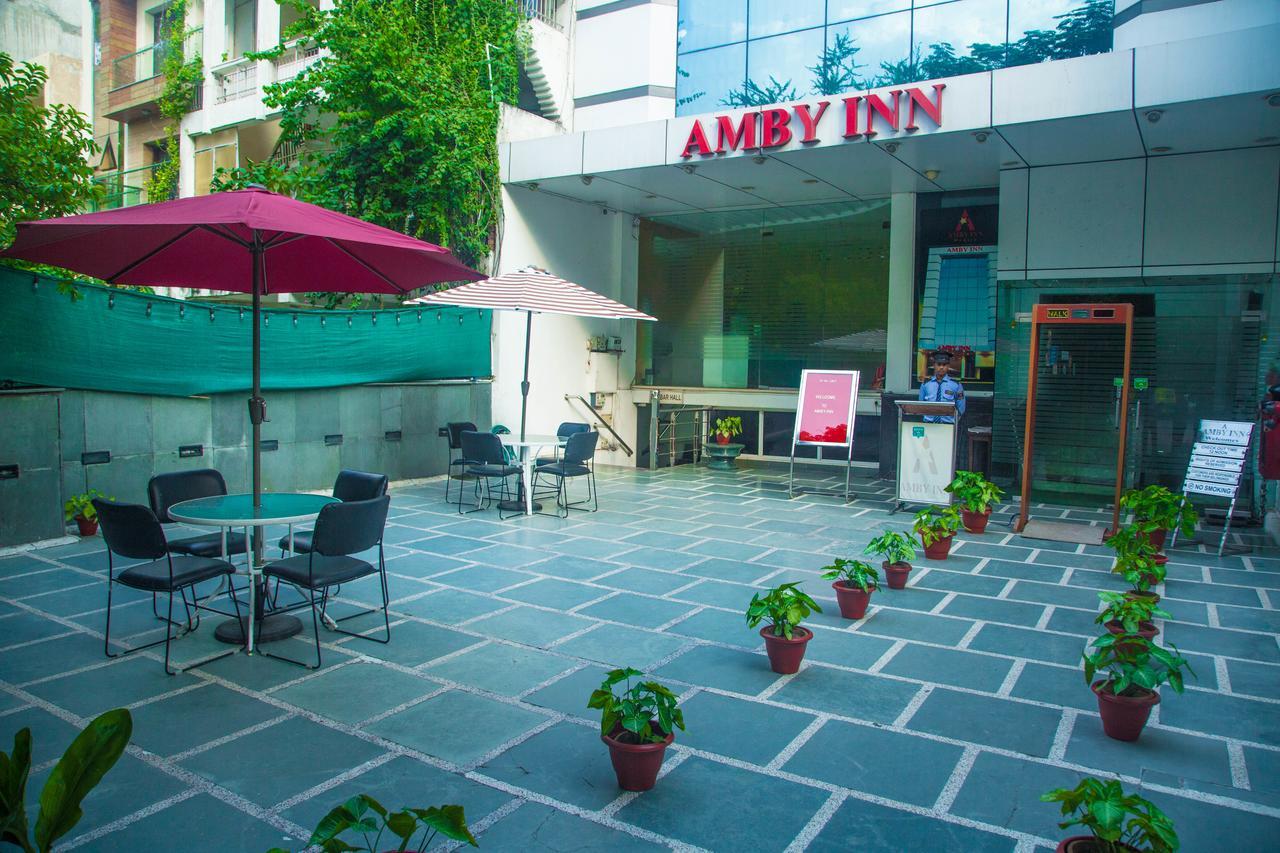 Hotel Amby Inn New Delhi Bagian luar foto
