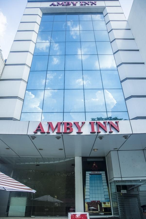 Hotel Amby Inn New Delhi Bagian luar foto